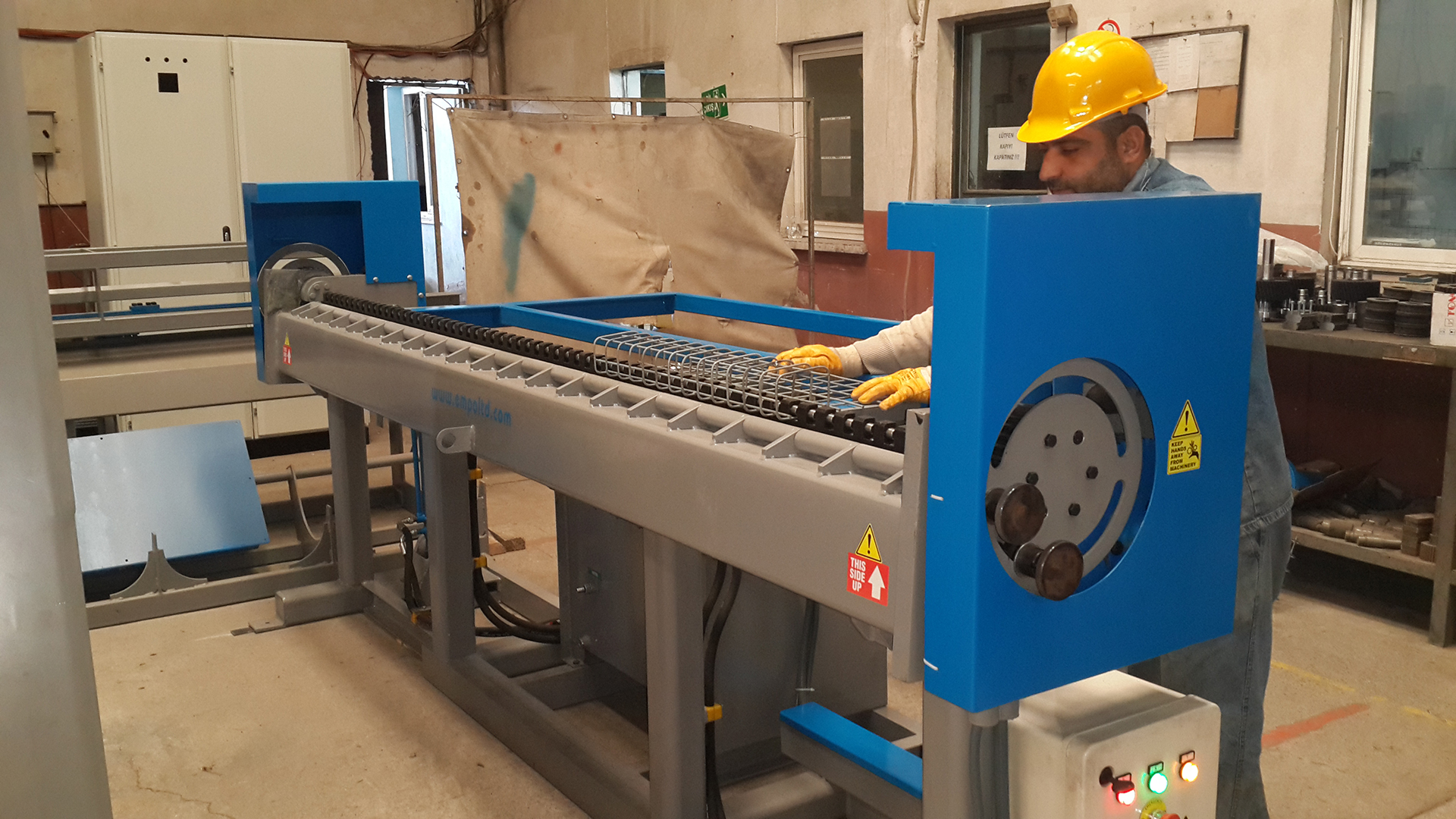 Wire Mesh Bending Machine 