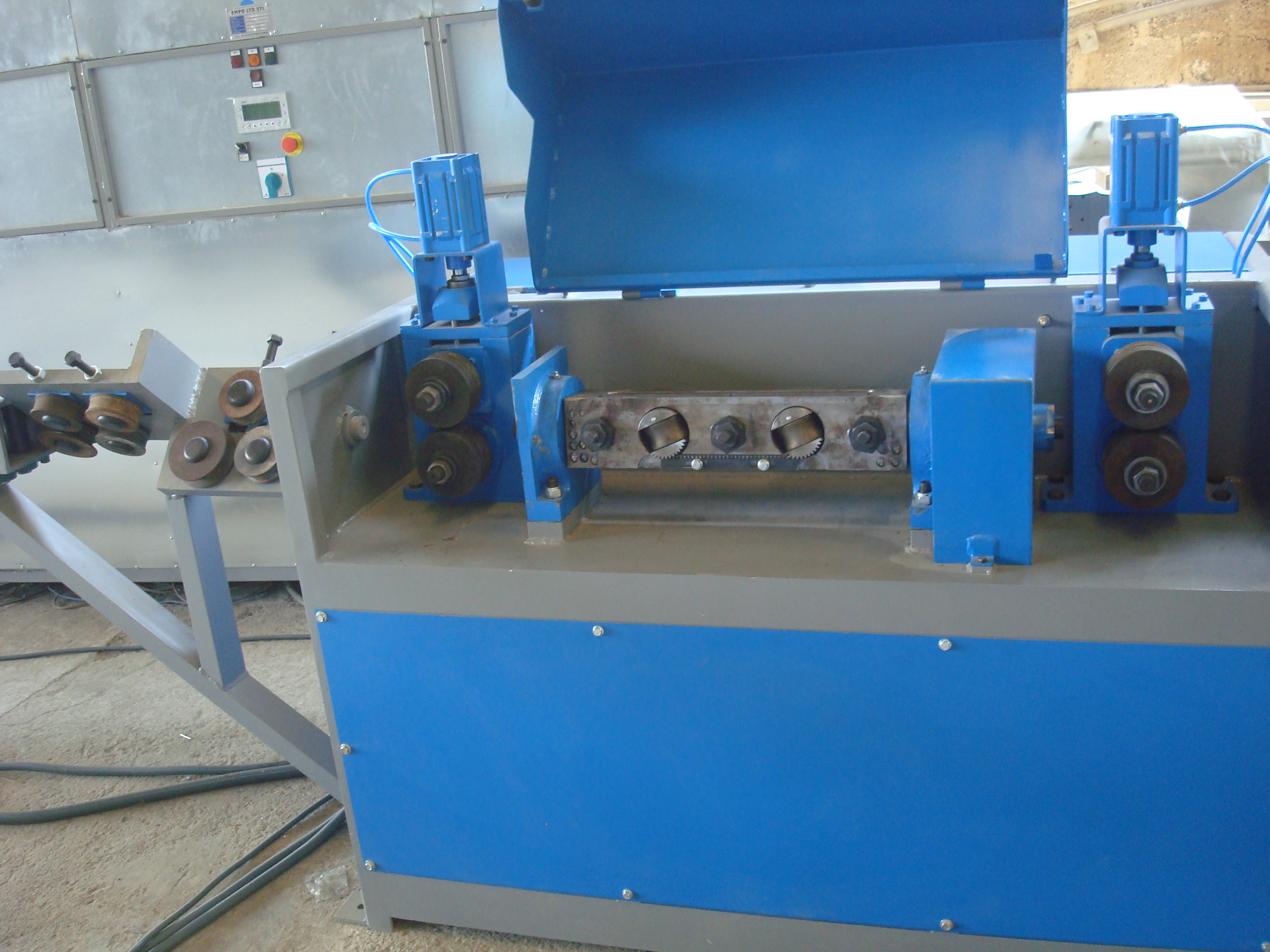 Wire Straightening And Cutting Machines 