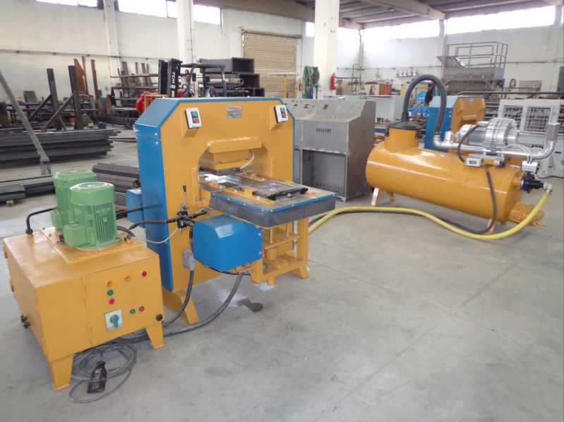 Karo ve Dekoratif Taş Pres Makinesi  